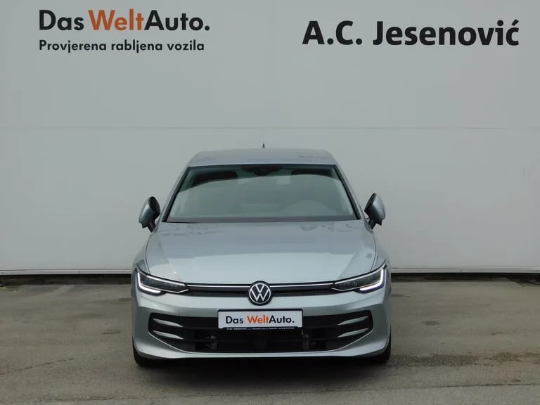 Volkswagen Golf VIII 2026: fotografija 2
