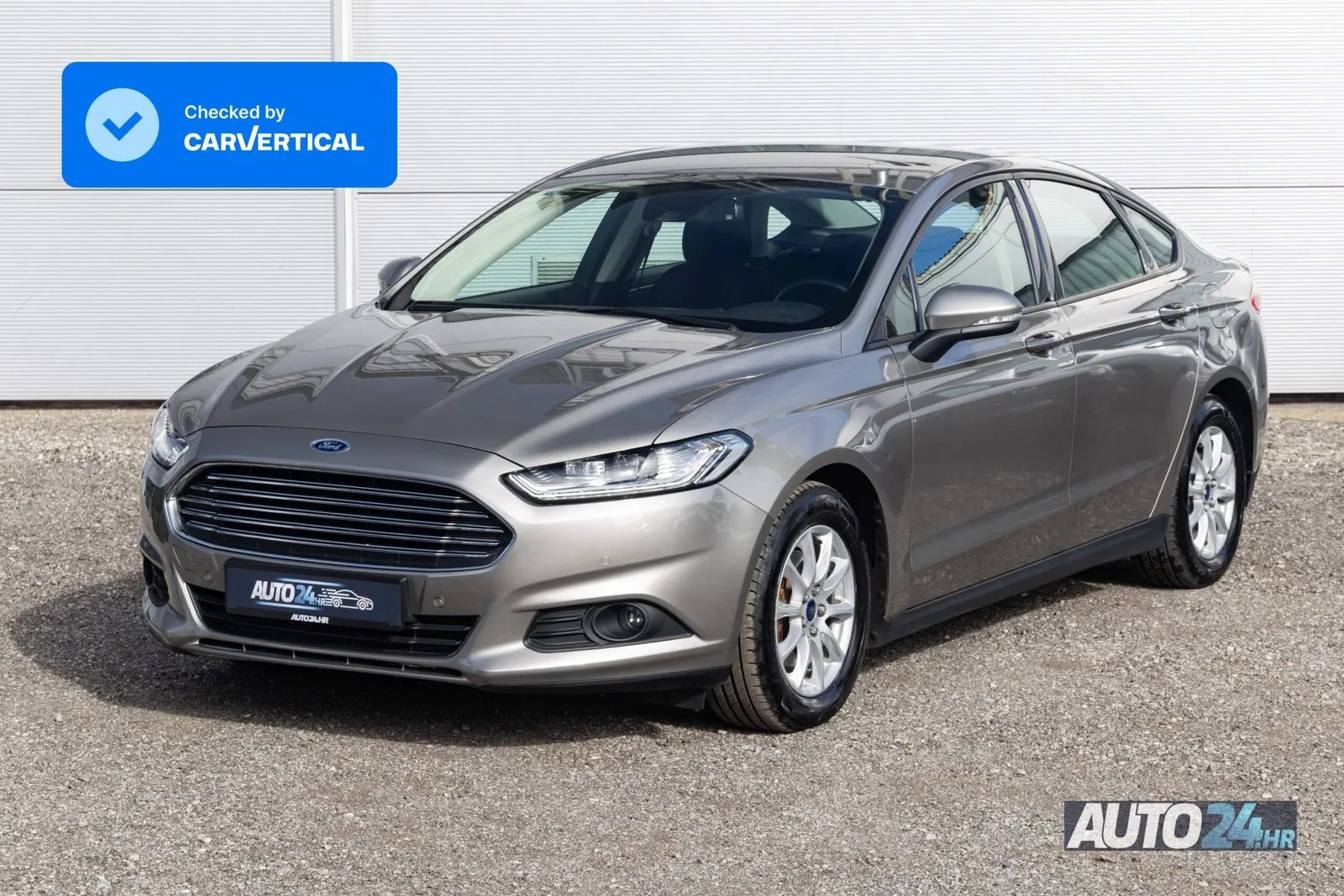 Ford Mondeo 2017: fotografija 1