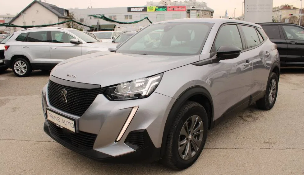 Peugeot 2008 2023: fotografija 1