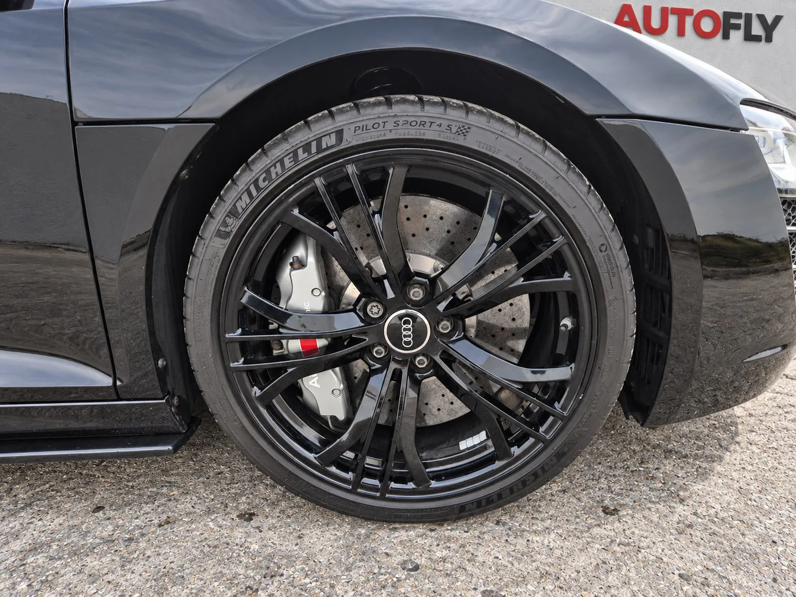 Audi R8 2010 – fotografija 22