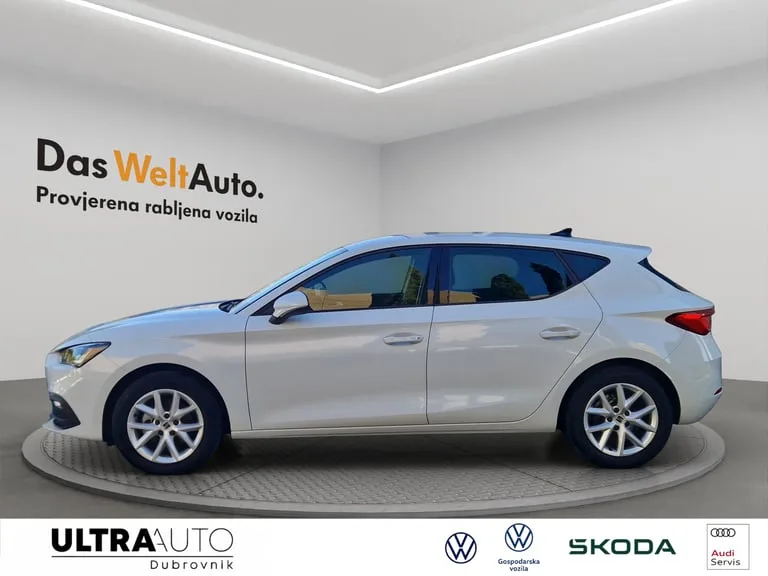Seat Leon 2025: fotografija 2