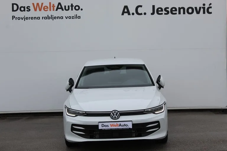 Volkswagen Golf VIII 2026: fotografija 2