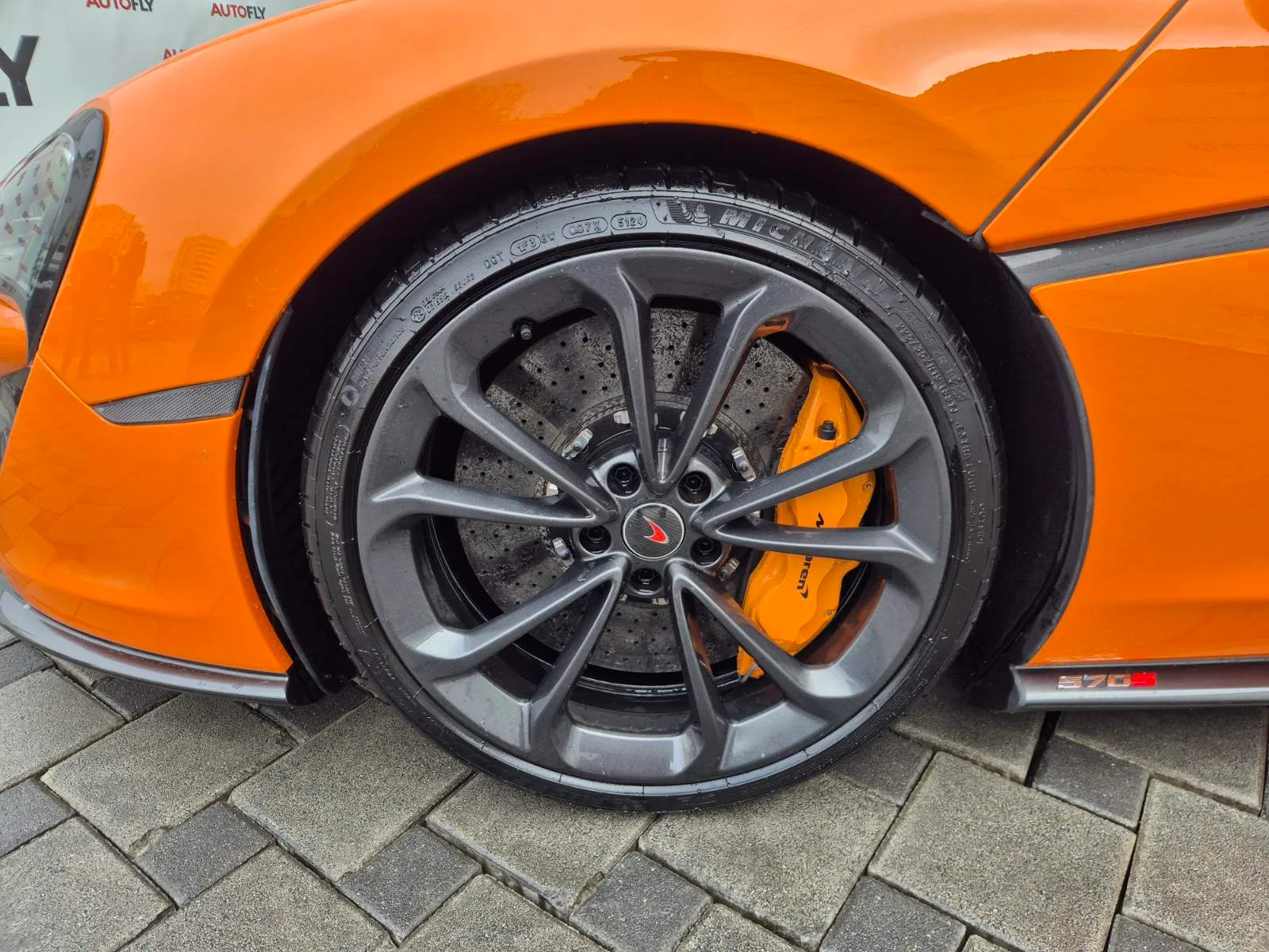 Mclaren 570s Spider 2018 – fotografija 23
