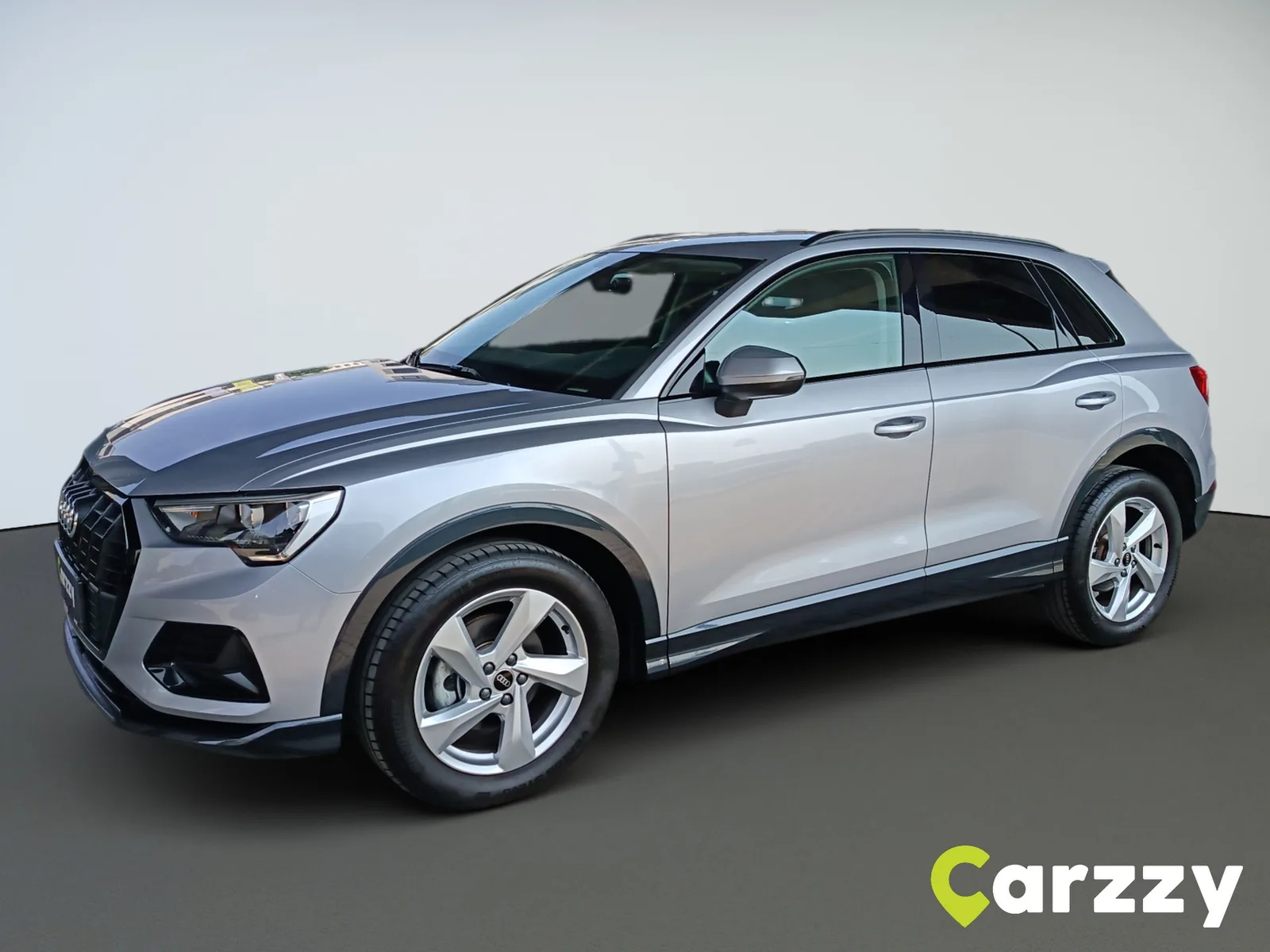Audi Q3 2022 – fotografija 1