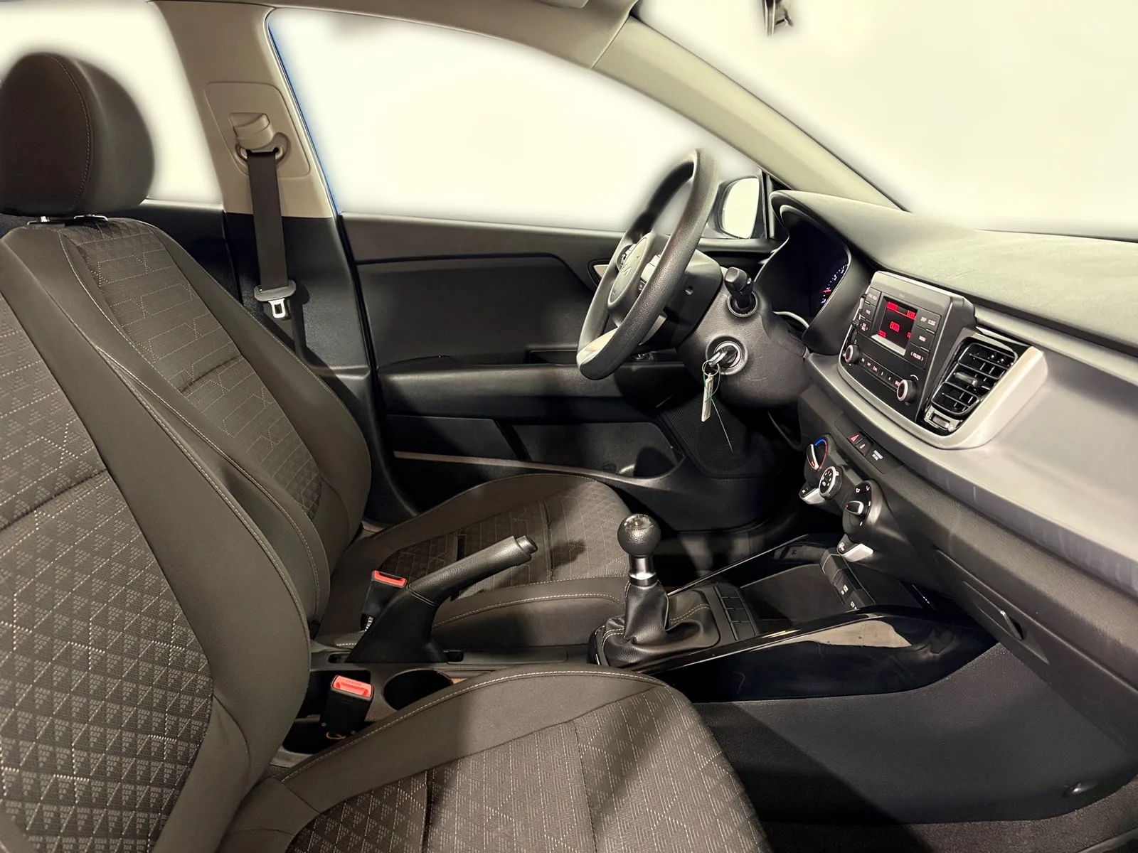 Kia Rio 2022 – fotografija 22