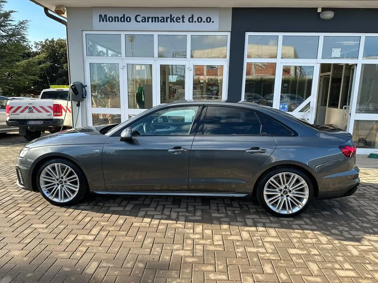 Audi A4 2023: fotografija 2