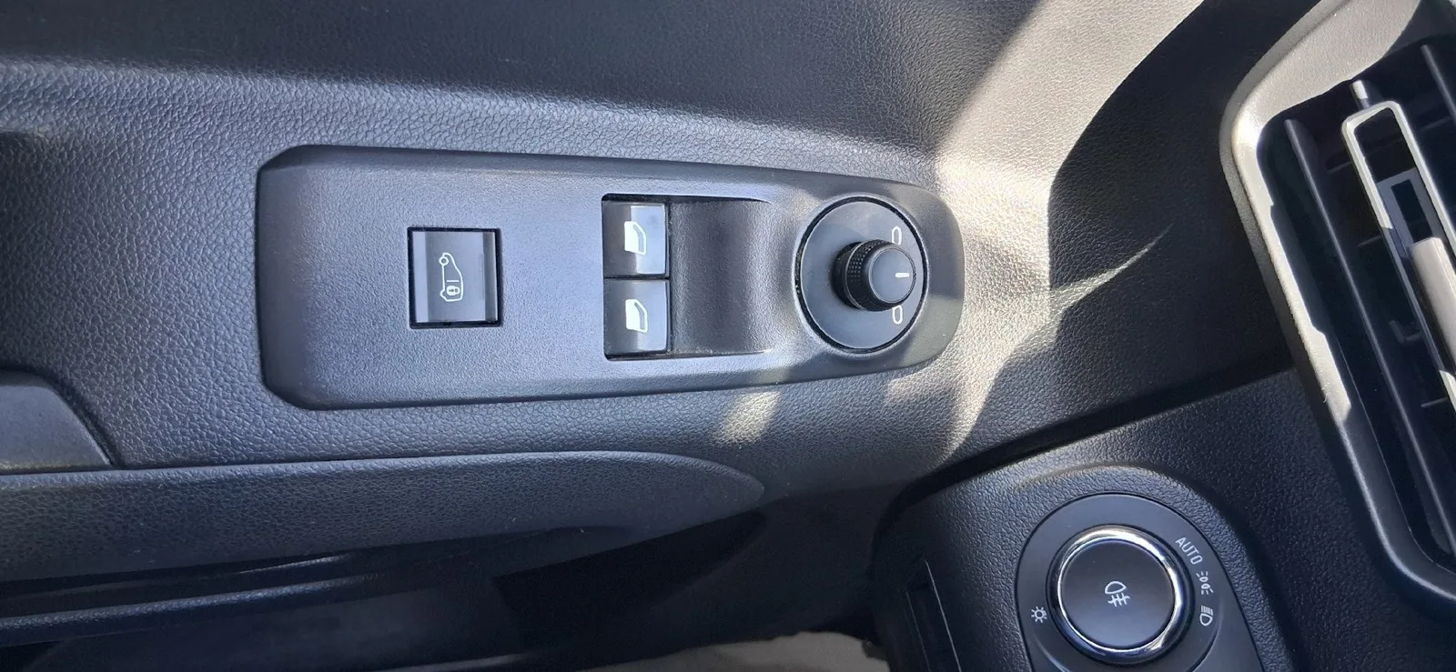 Opel Combo Van 2022 – fotografija 15