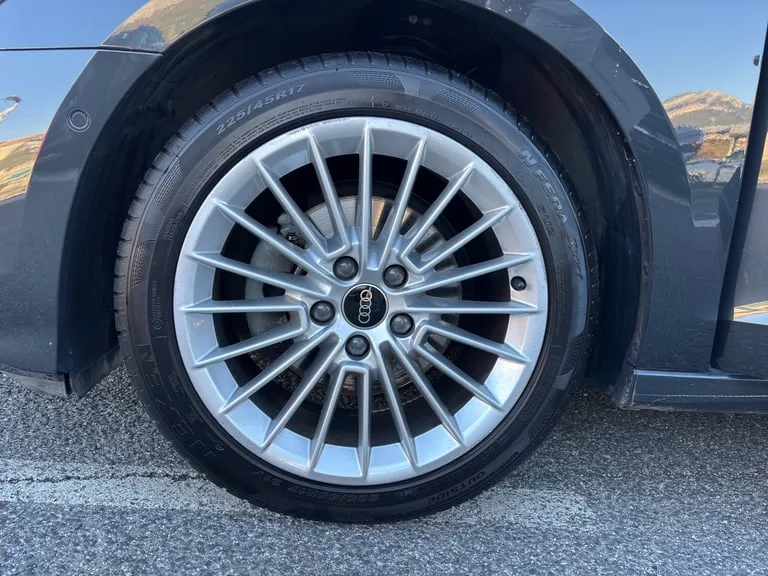Audi A3 Sportback 2023: fotografija 27