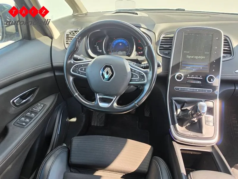 Renault Scenic 2017 – fotografija 9