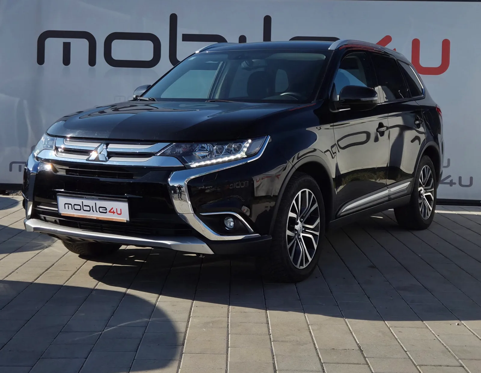 Mitsubishi Outlander 2019 – fotografija 1