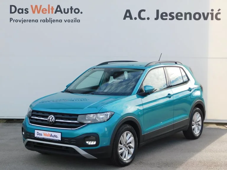 Volkswagen T-Cross 2022: fotografija 1