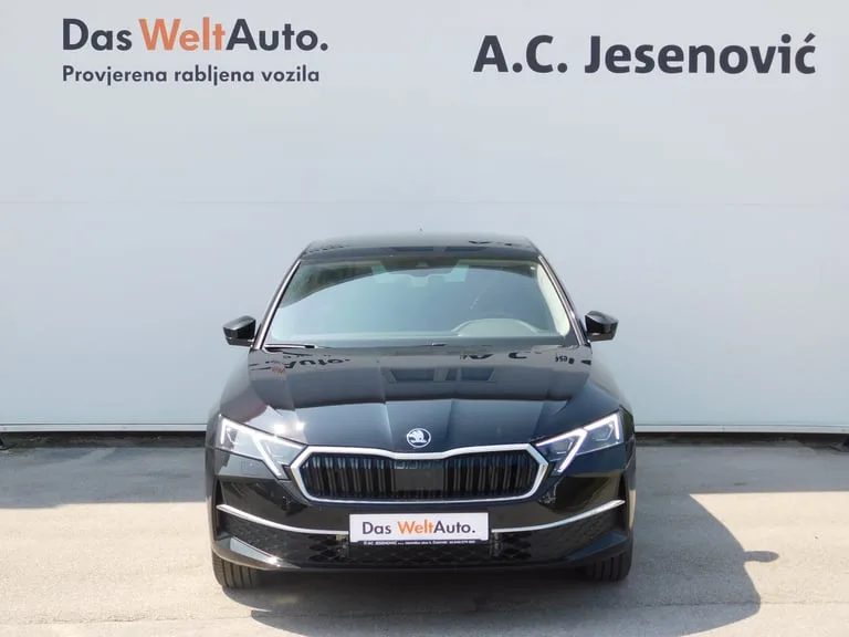 Škoda Octavia 2025: fotografija 2