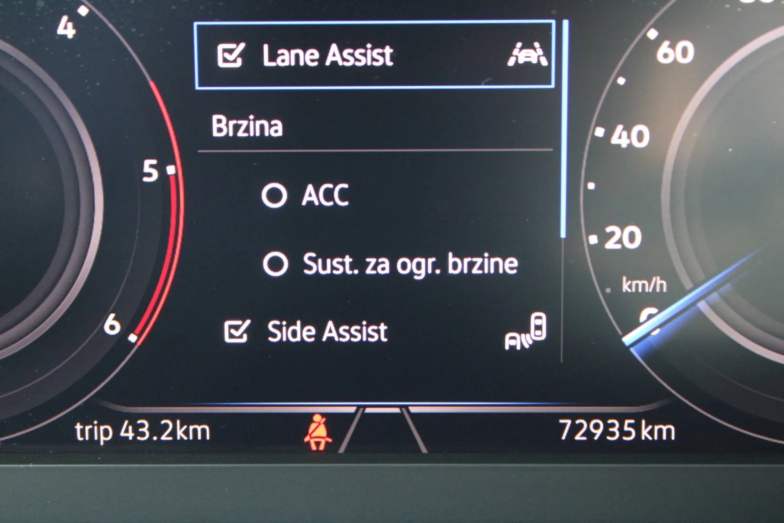 Volkswagen Tiguan 2024 – fotografija 25