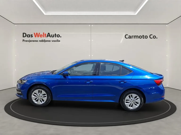 Škoda Octavia 2022: fotografija 2