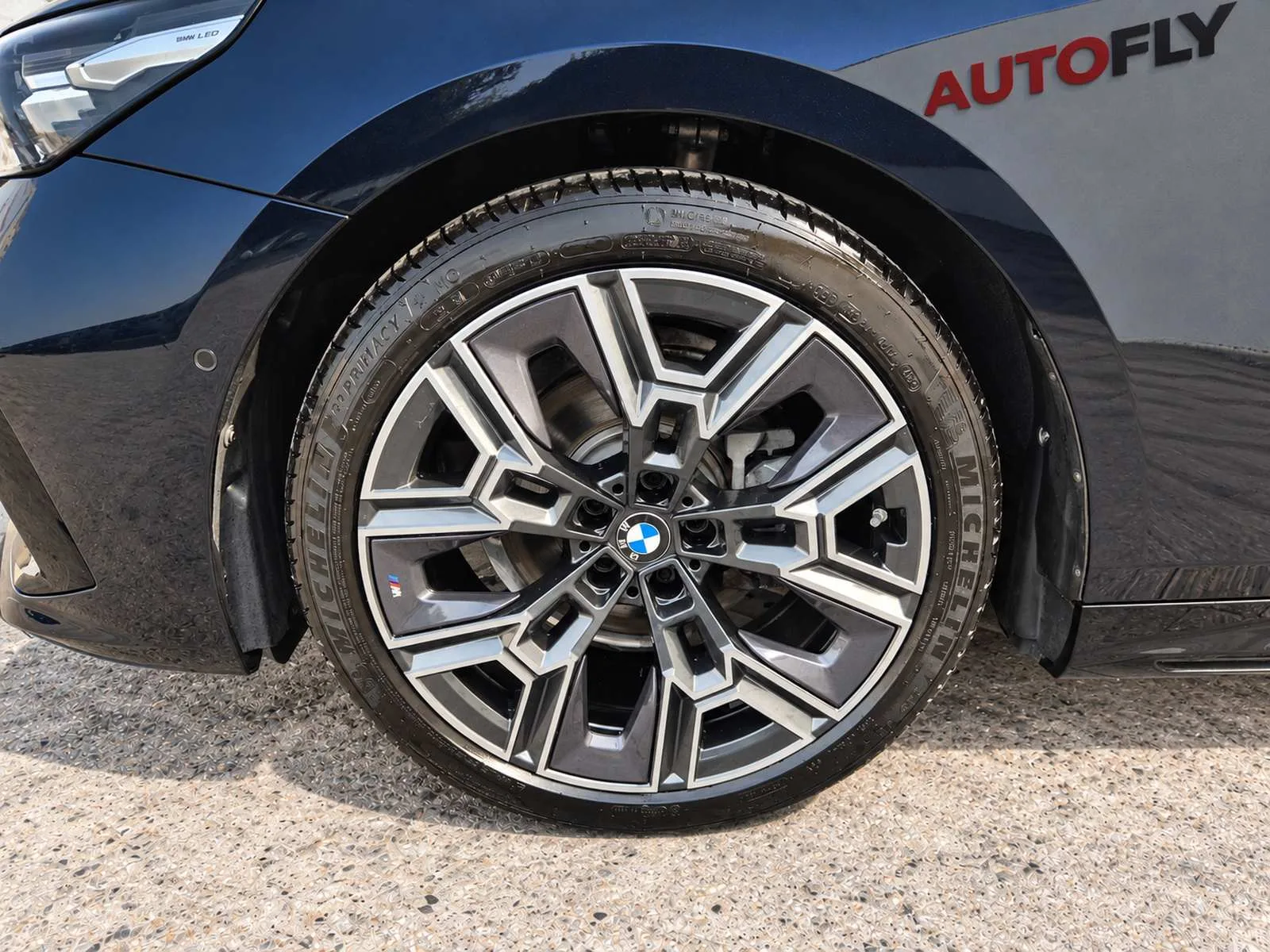 BMW Serija 5 2026 – fotografija 25