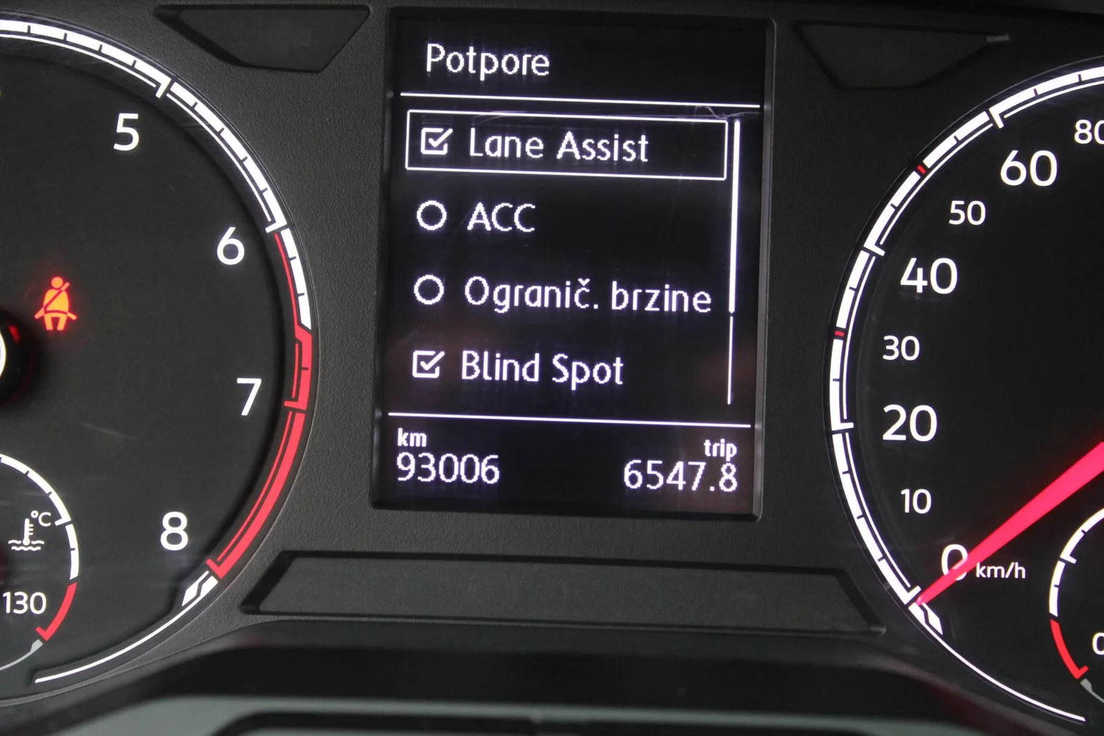 Volkswagen T-Cross 2020: fotografija 22