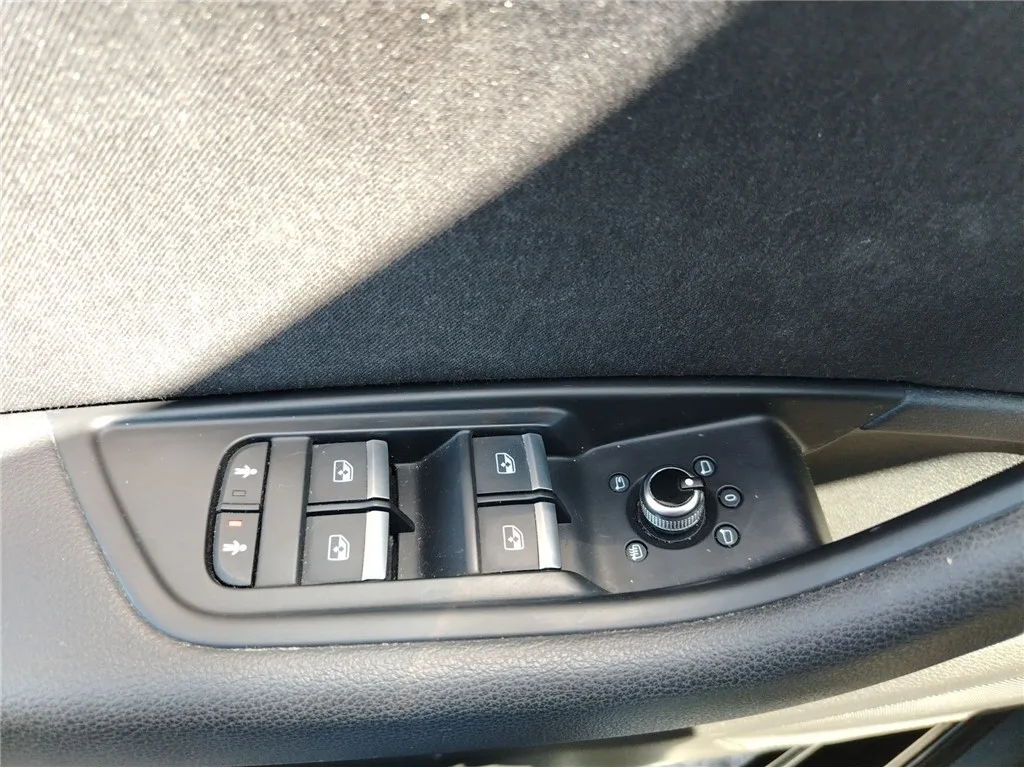 Audi A4 2018 – fotografija 18