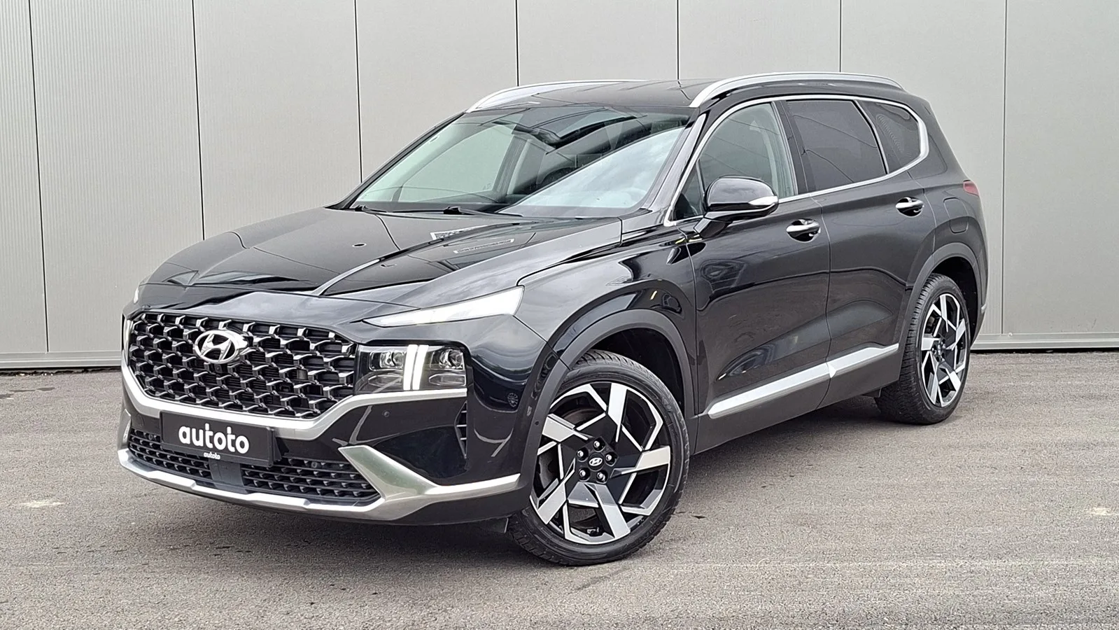 Hyundai Santa Fe 2023 – fotografija 1