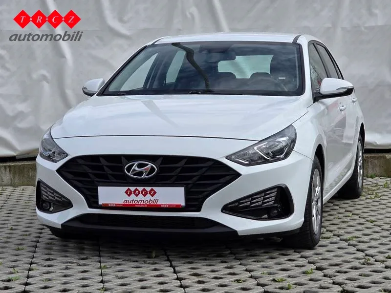 Hyundai i30 2021: fotografija 2