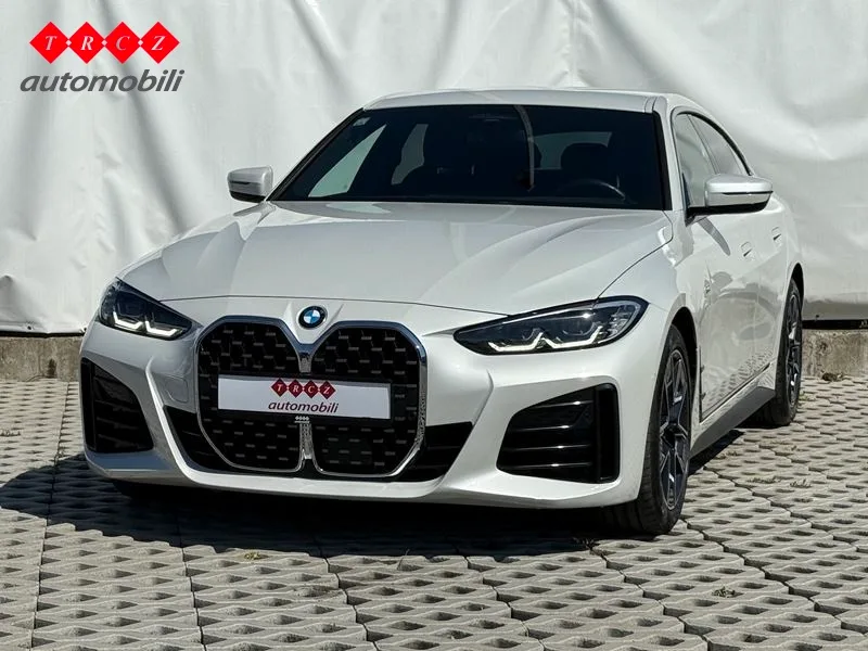 BMW Serija 4 2023: fotografija 2