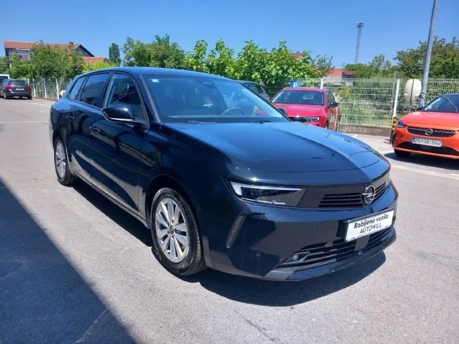 Opel Astra 2024 – fotografija 2