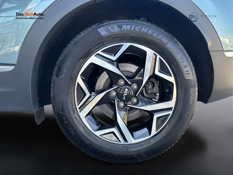 Kia Sportage 2024: fotografija 26