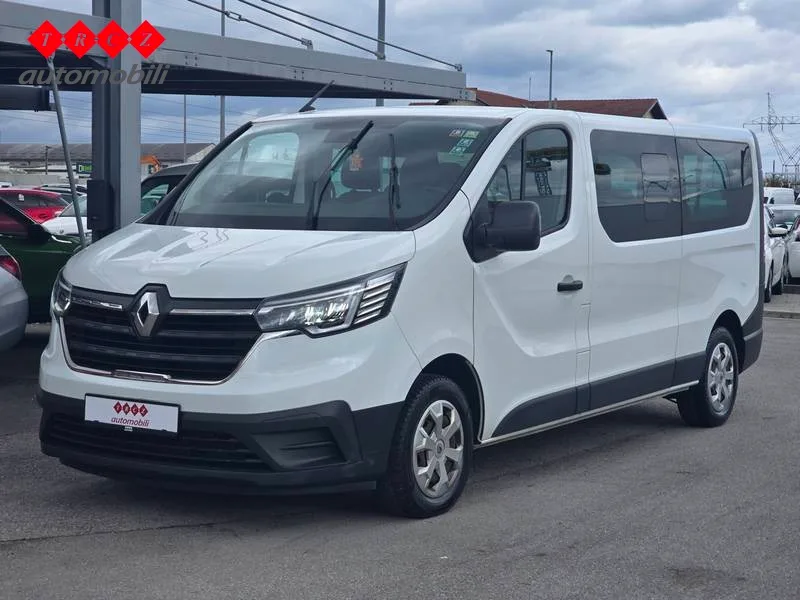 Renault Trafic 2022 – fotografija 1