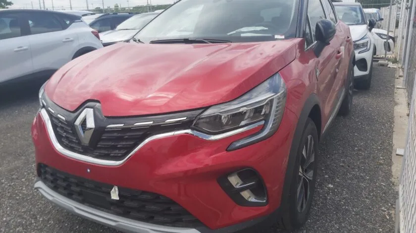 Renault Captur 2024 – fotografija 1