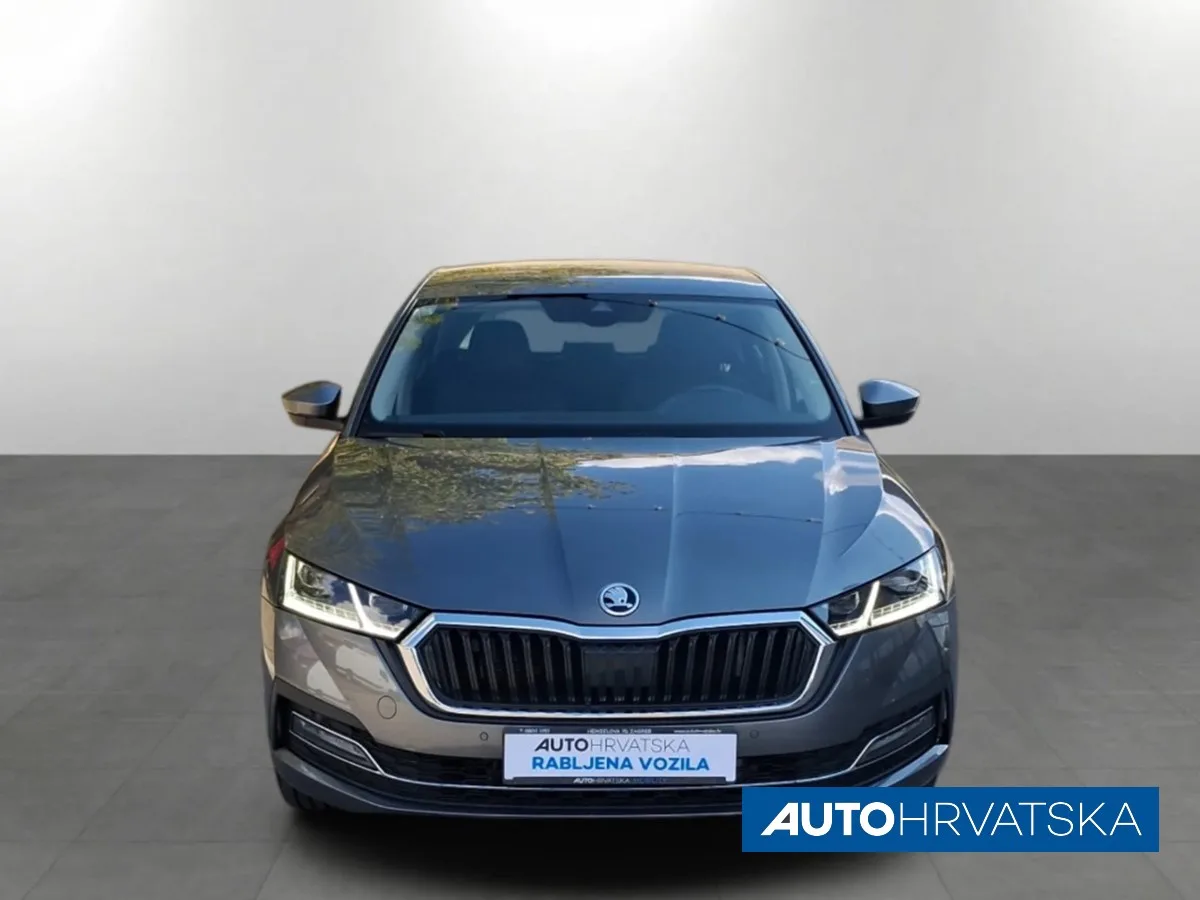 Škoda Octavia 2024 – fotografija 2