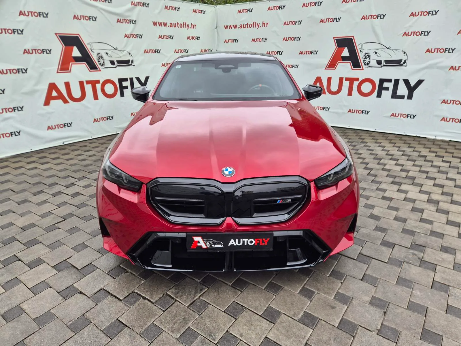 BMW M5 2025 – fotografija 2