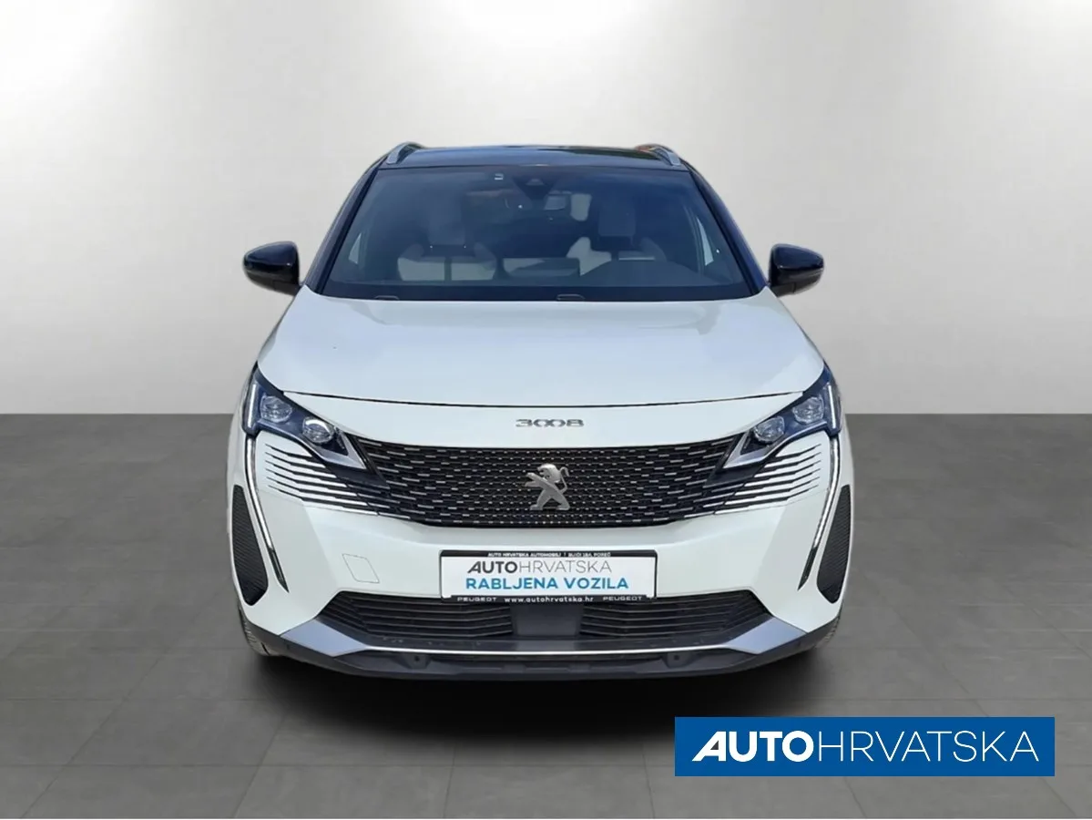 Peugeot 3008 2021: fotografija 2