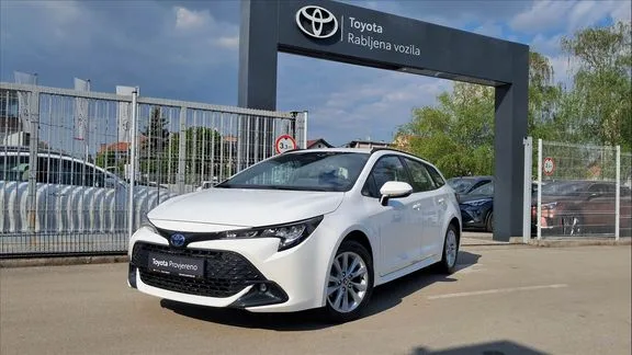 Toyota Corolla 2024 – fotografija 1