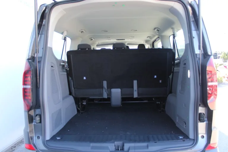 Volkswagen Caravelle 2026: fotografija 13
