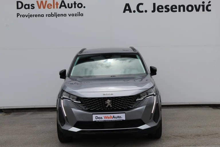 Peugeot 3008 2022: fotografija 2