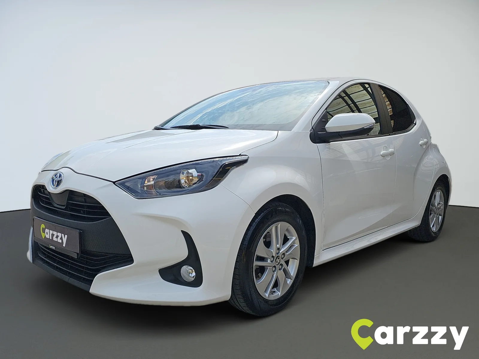 Toyota Yaris 2022 – fotografija 1