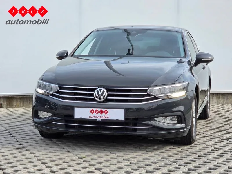Volkswagen Passat 2020 – fotografija 2