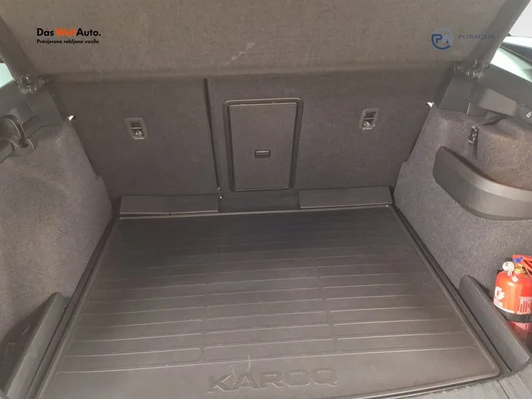 Škoda Karoq 2025: fotografija 20