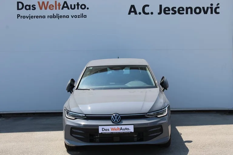 Volkswagen Golf VIII 2026: fotografija 2