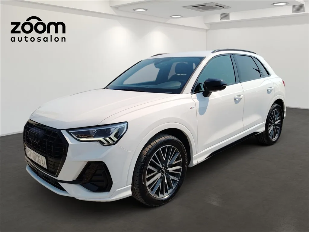 Audi Q335