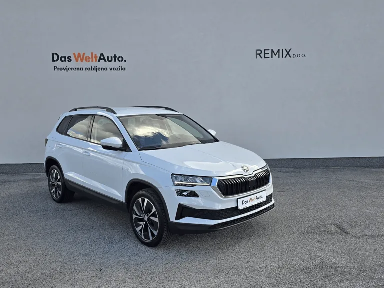 Škoda Karoq 2023: fotografija 2