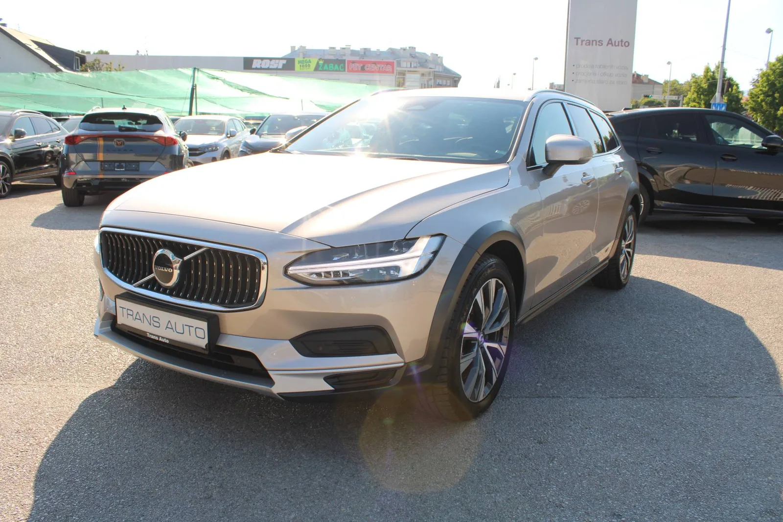Volvo V90 Cross Country 2023 – fotografija 1