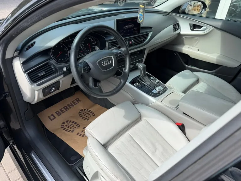 Audi A7 2015: fotografija 16