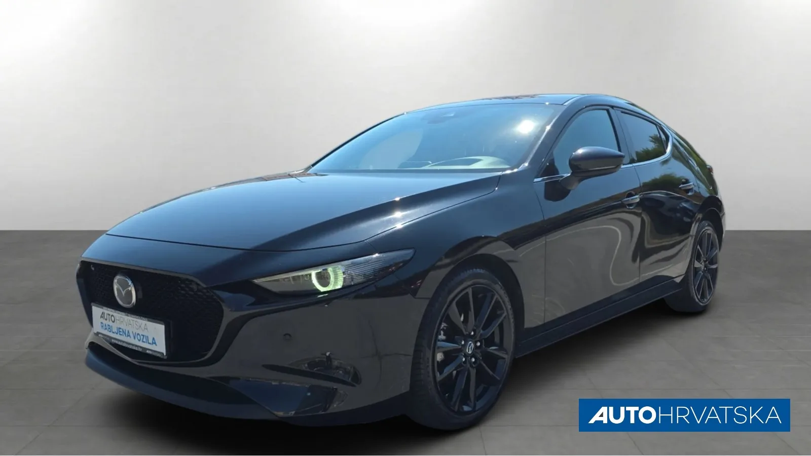 Mazda 3 2019: fotografija 1