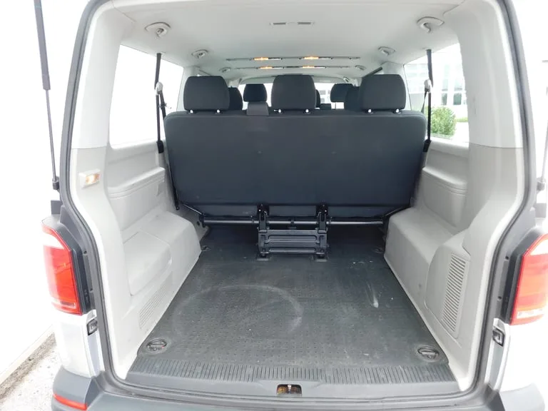 Volkswagen Caravelle 2018: fotografija 13