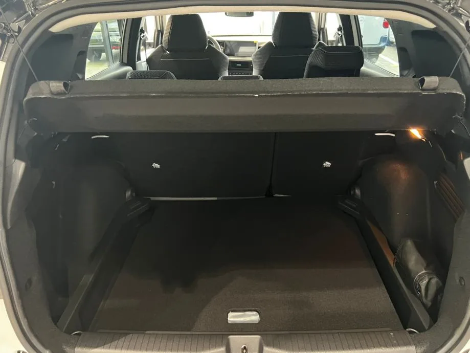 Opel Frontera 2025: fotografija 15