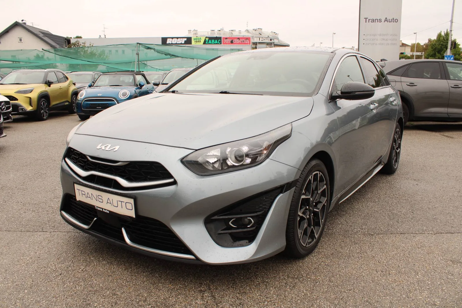 Kia Proceed 2023 – fotografija 1