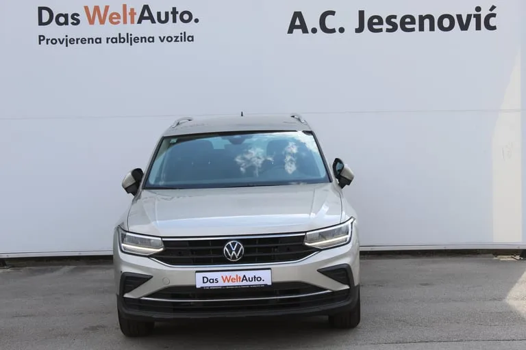 Volkswagen Tiguan II 2024: fotografija 2