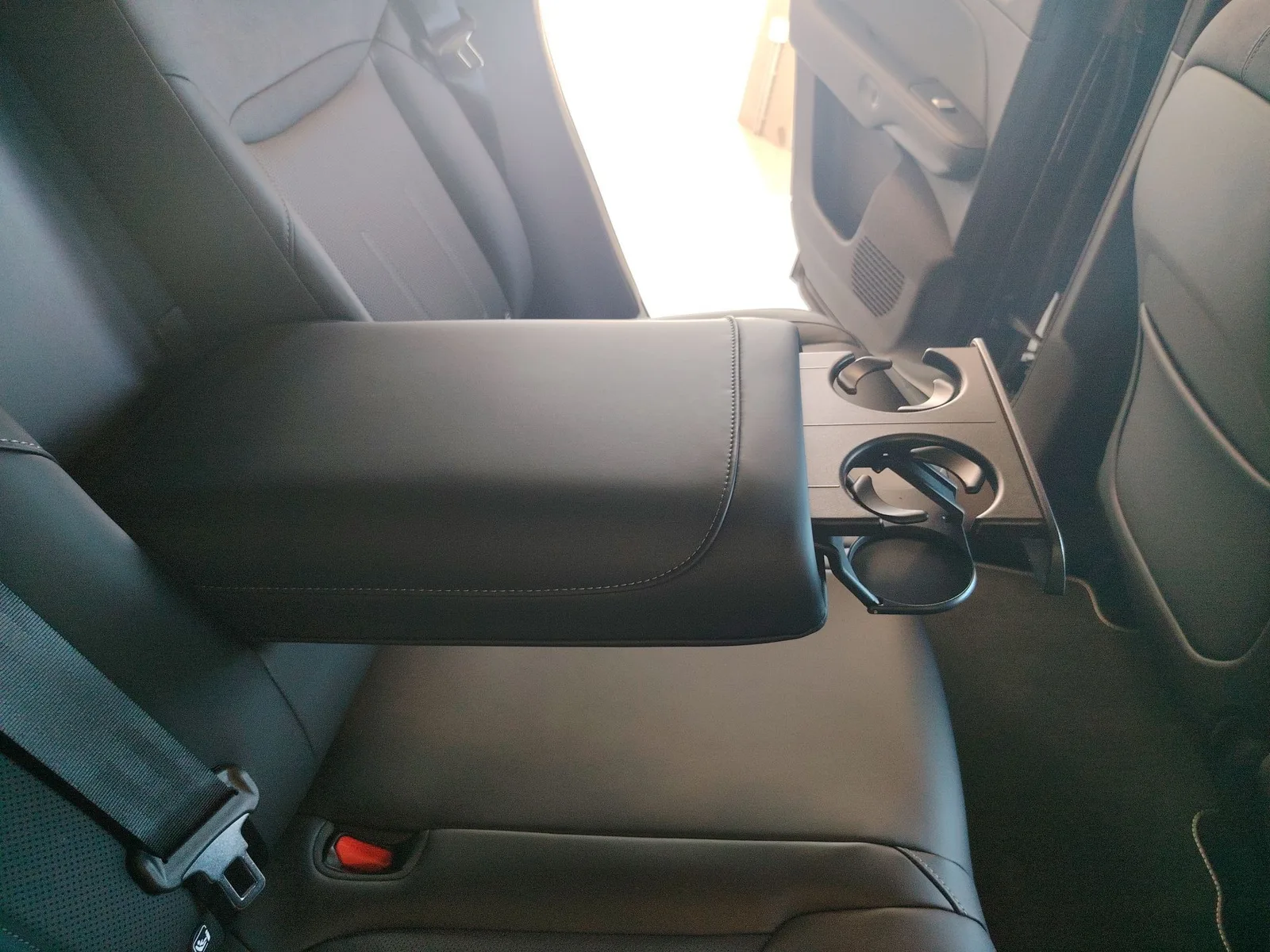 XPENG G6 2025 – fotografija 28