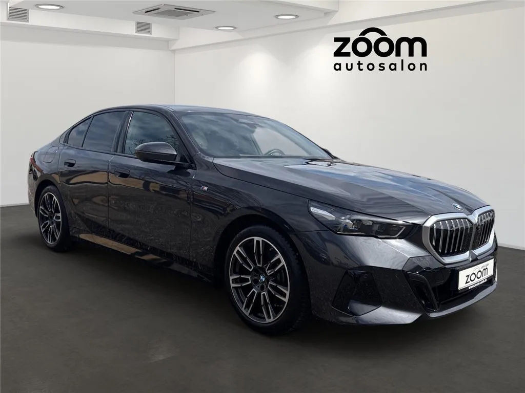 BMW 5-series520d 2023 – fotografija 2