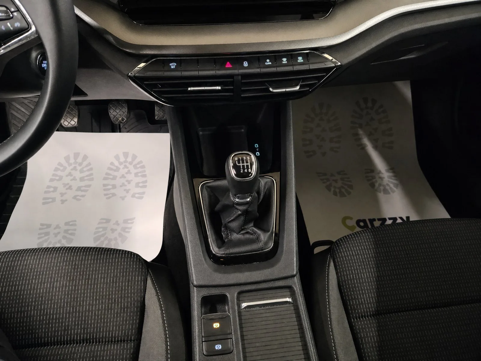 Škoda Octavia 2023: fotografija 27